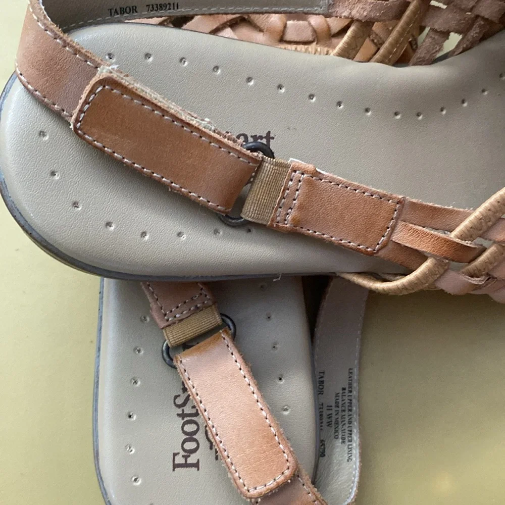 COPY - FOOTSMART -Tejidas Tabor Huaraches women’s Sandal SZ 11WW - Tan - Picture 4 of 4